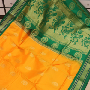 Kuyari Kadiyal Tana Silk Paithani