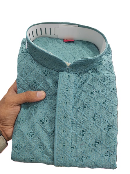 Men’s Kurta with Lucknowi Embroidery