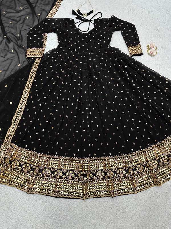 Ankle Length Kurta with Designer Dupatta