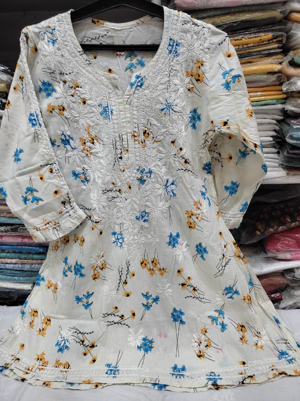 Lucknowi chikankari Kurti