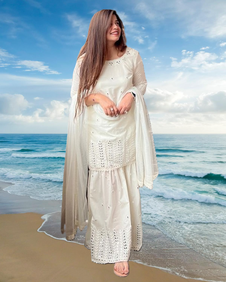 Embroidery work Kurti with Designer Sarara