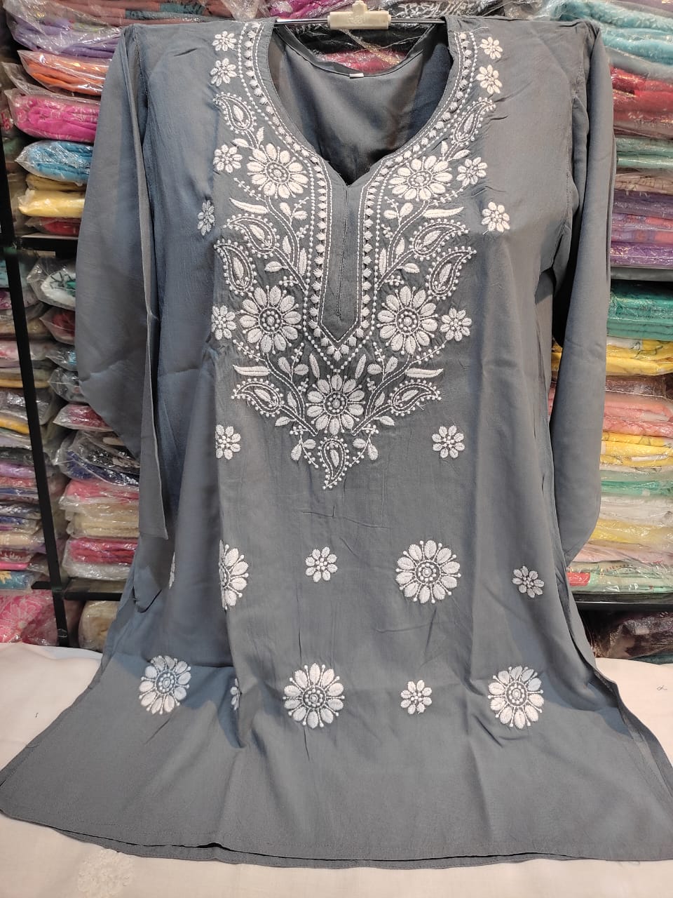 Lucknowi Chikankari Top