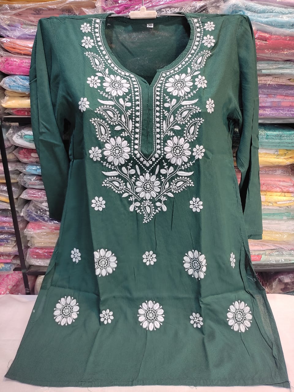 Lucknowi Chikankari Top