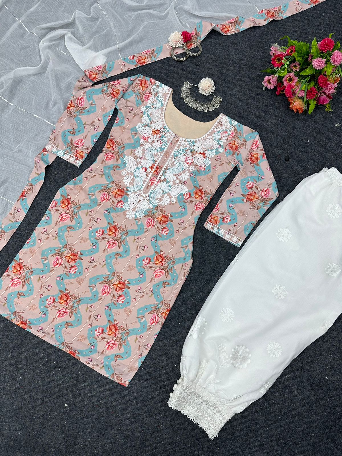 Afghani pant and kurti suit