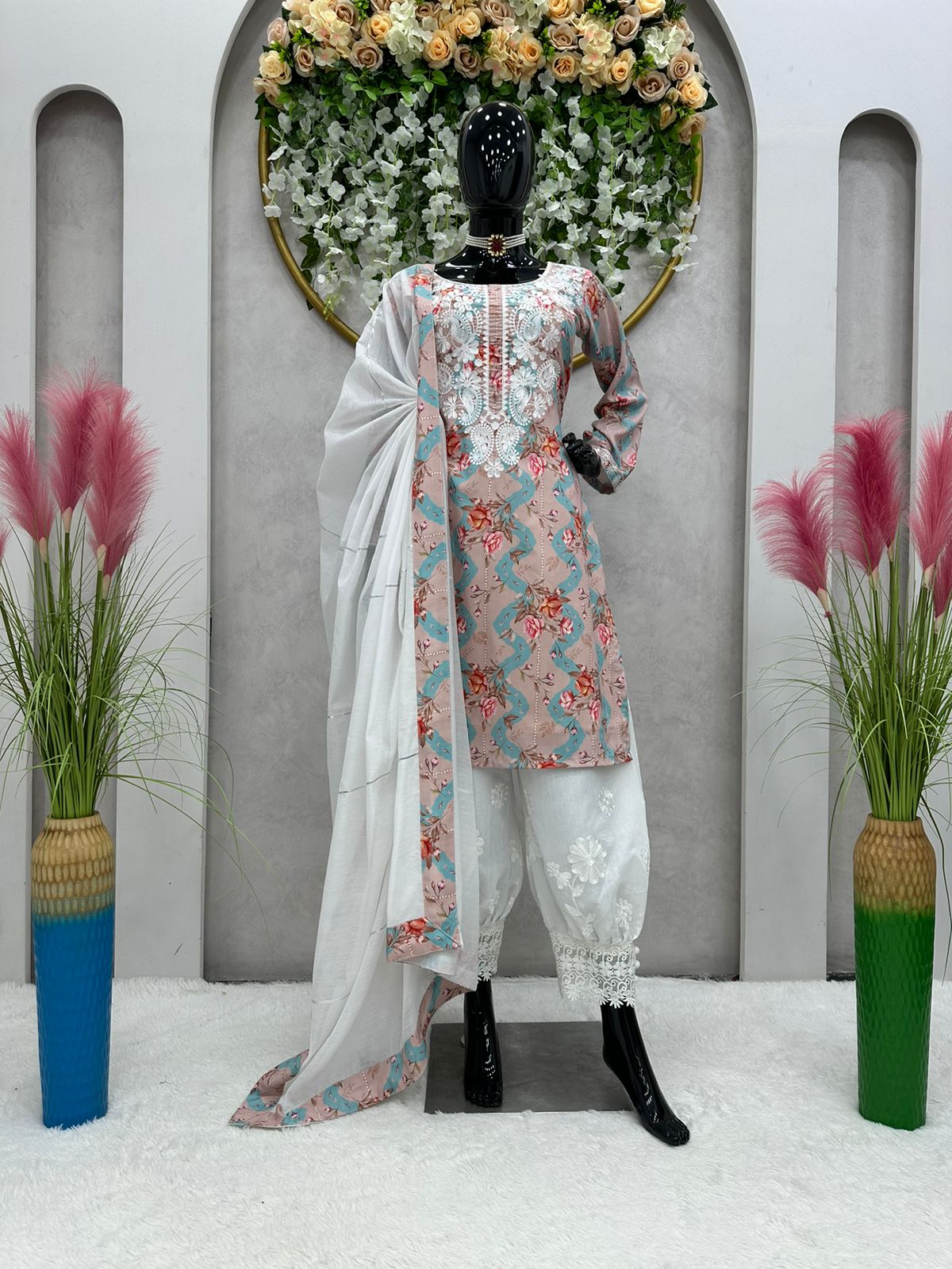 Afghani pant and kurti suit