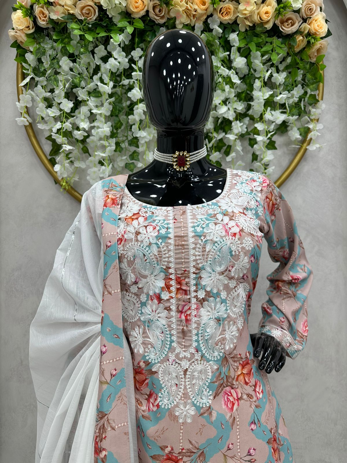 Afghani pant and kurti suit