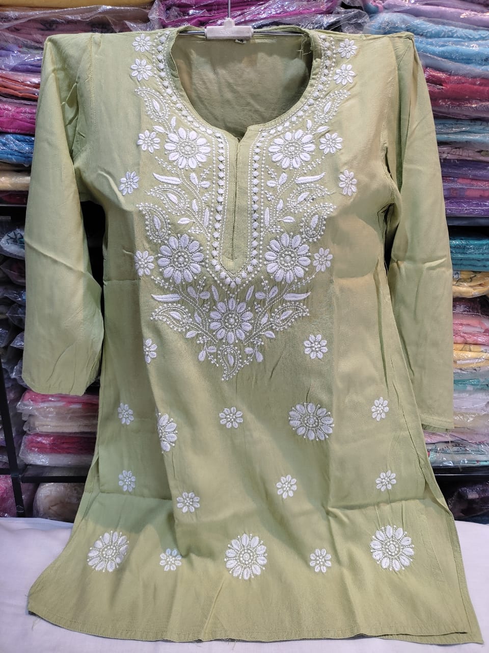 Lucknowi Chikankari Top