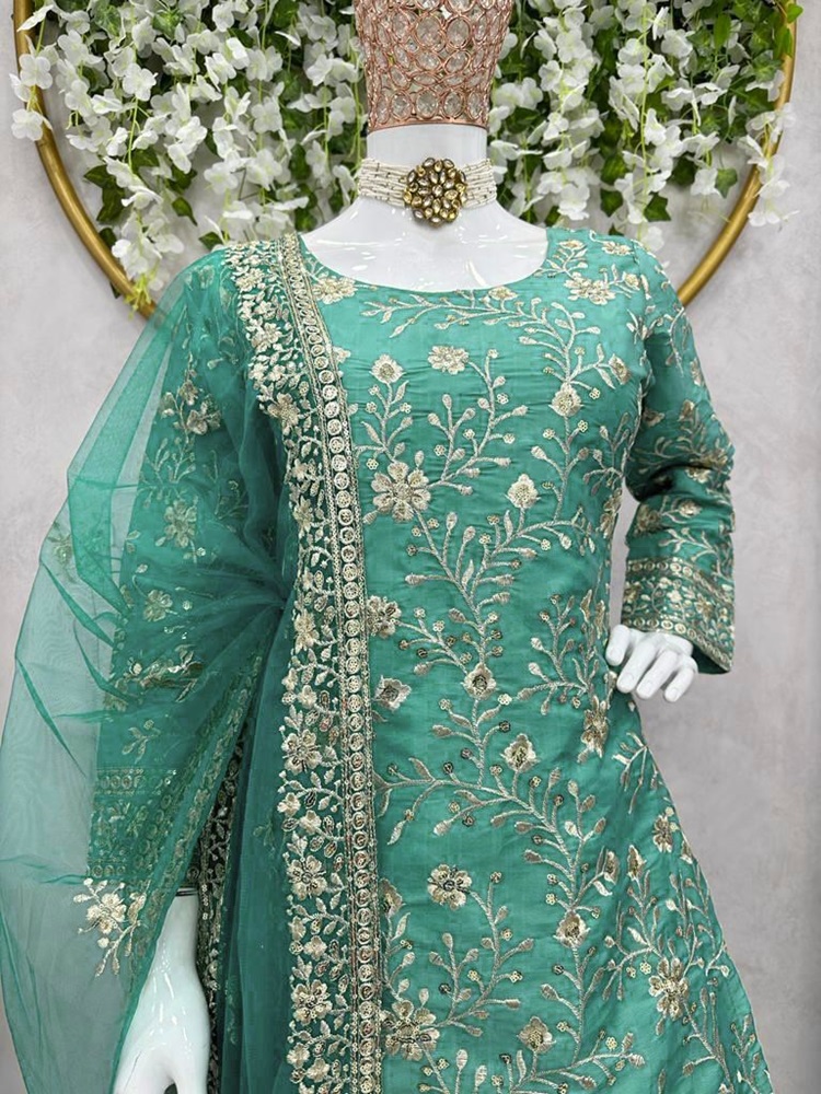 Exquisite Designer Suit and Sarara Set