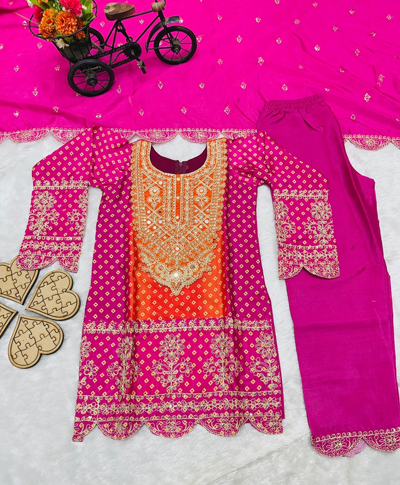 Chinon Silk Designed Kurta set