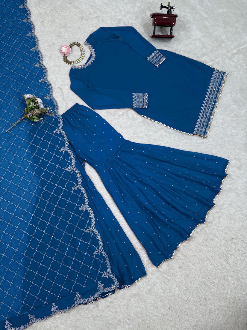 Gorgeous Top & Sarara Set